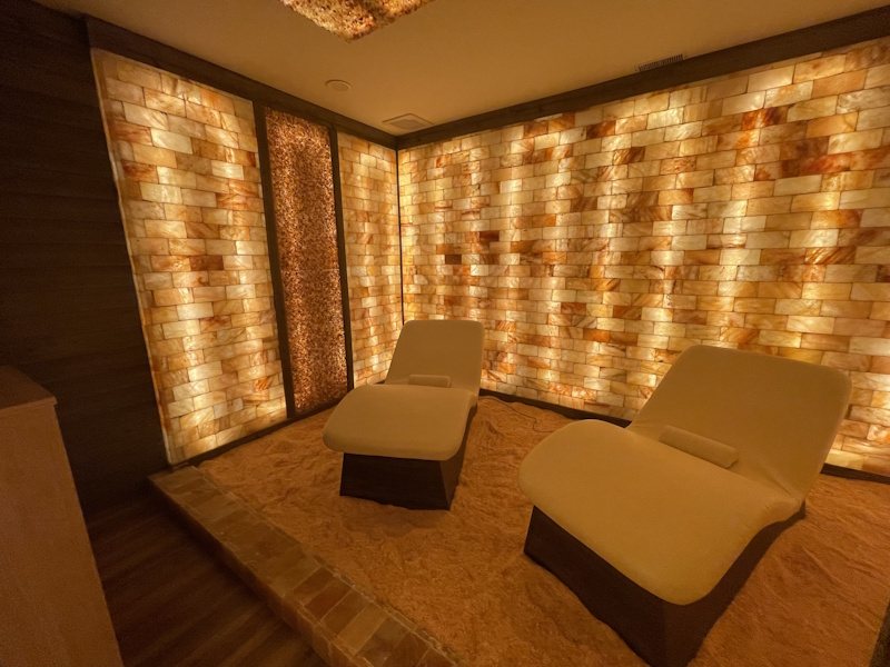 Halotherapy salt room at Aches Away